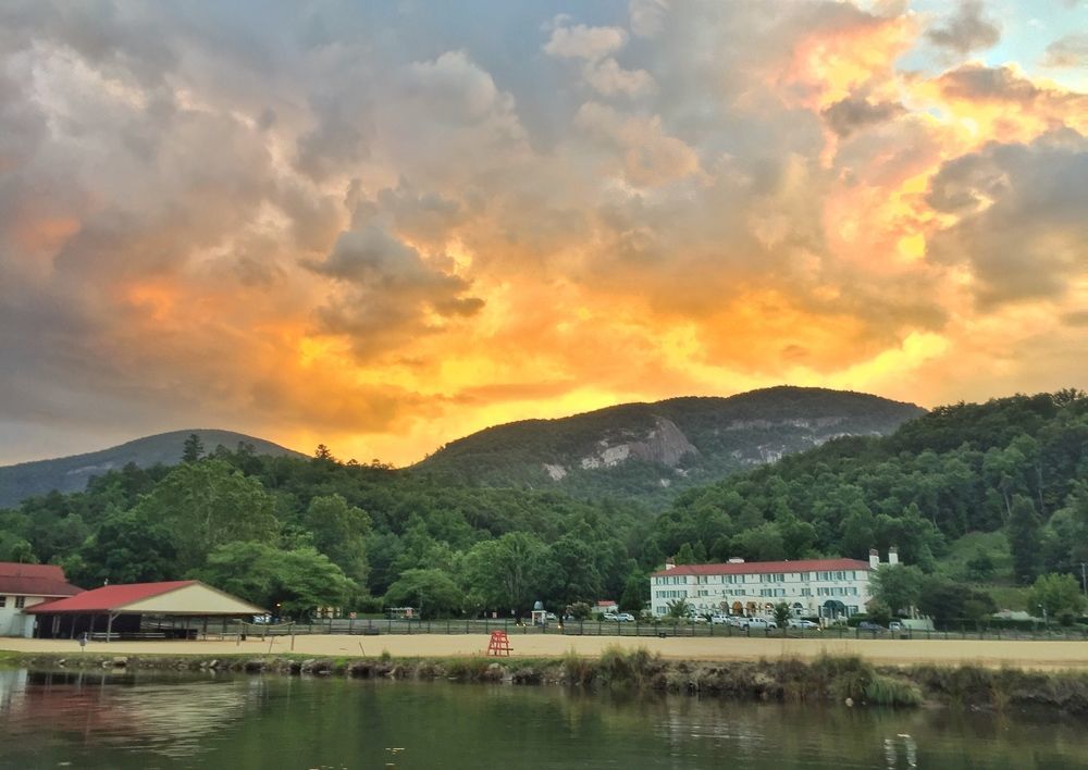 The 1927 Lake Lure Inn And Spa Exterior foto